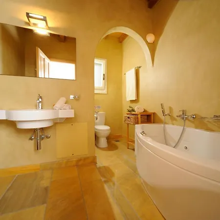 Dreamy In Andros, With Private Pool And Stunning Sea View Villa Makrotándalo